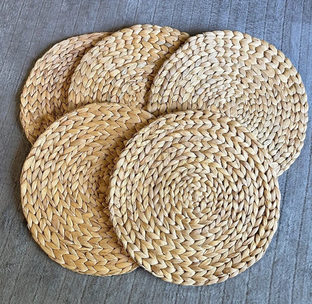 5pcs Round Water Hyacinth Woven Placemats Braided Straw Mats 13.25 Inches
